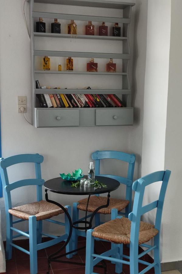 Xenonas Apartment Kamilari Bagian luar foto