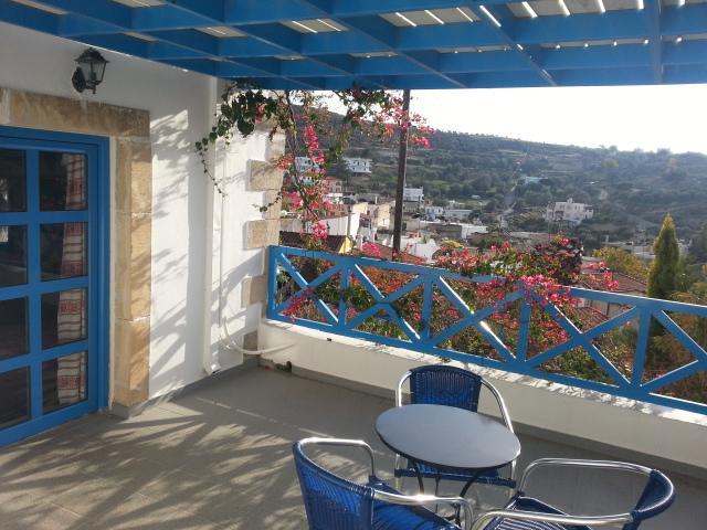 Xenonas Apartment Kamilari Bagian luar foto
